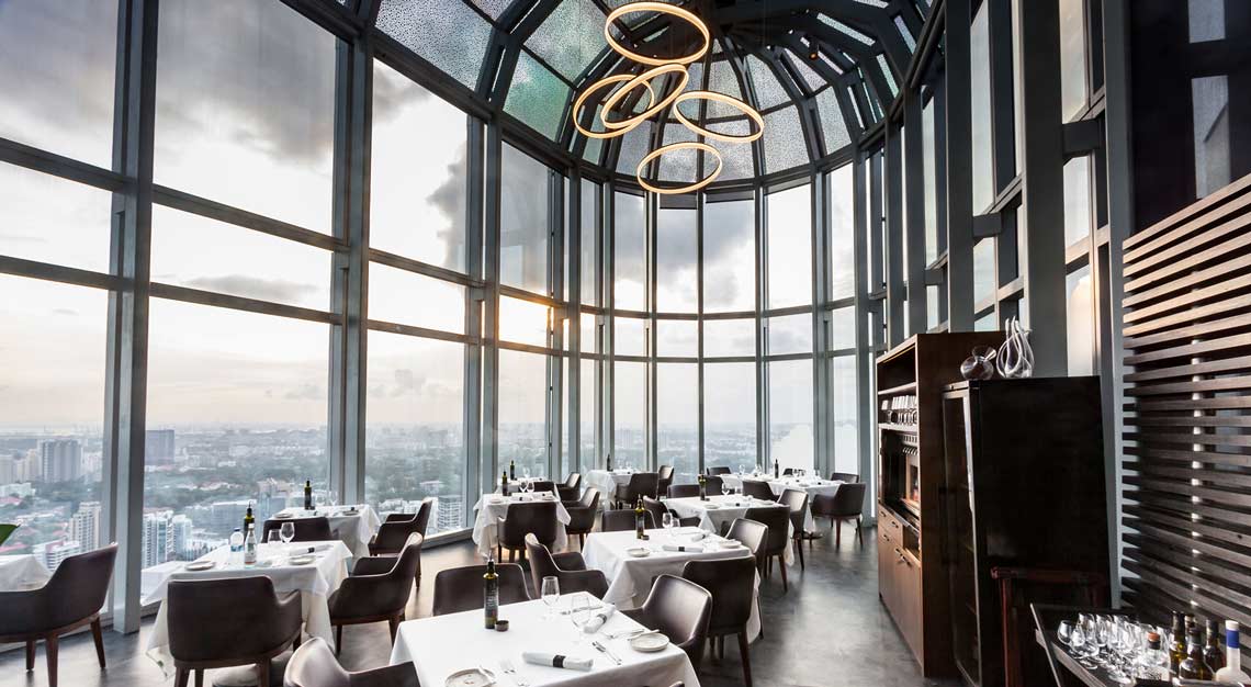 Restaurants in Singapore with a view - Salt Grill & Sky Bar