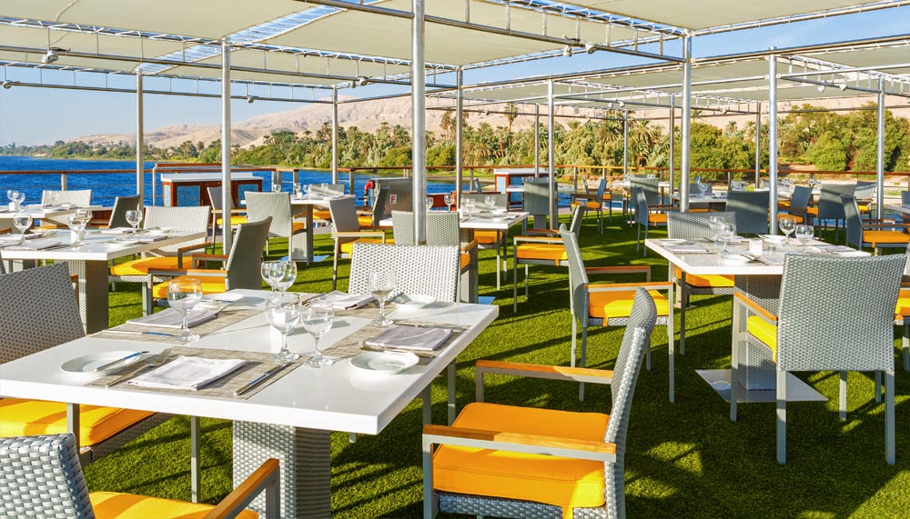 Oberoi Philae, luxury cruise on the Nile