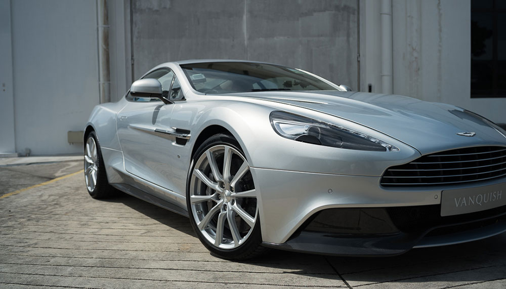 Aston Martin Vanquish