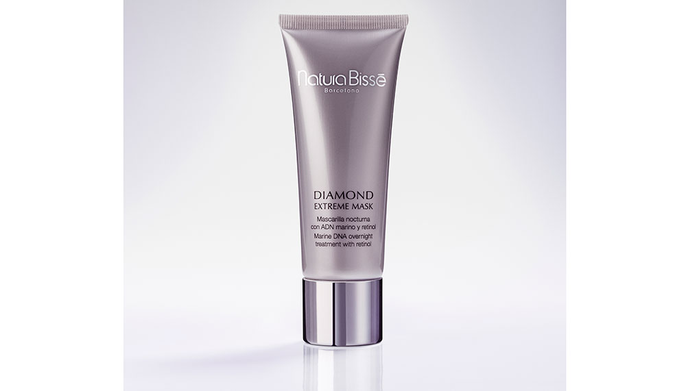 Natura Bisse shows us how to achieve radiant skin in just 3 steps ...