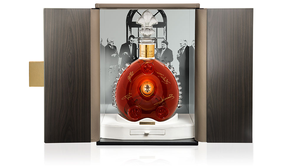 Louis XIII Cognac and Baccarat Go Big with the World's Only Crystal  Salmanazar – Robb Report