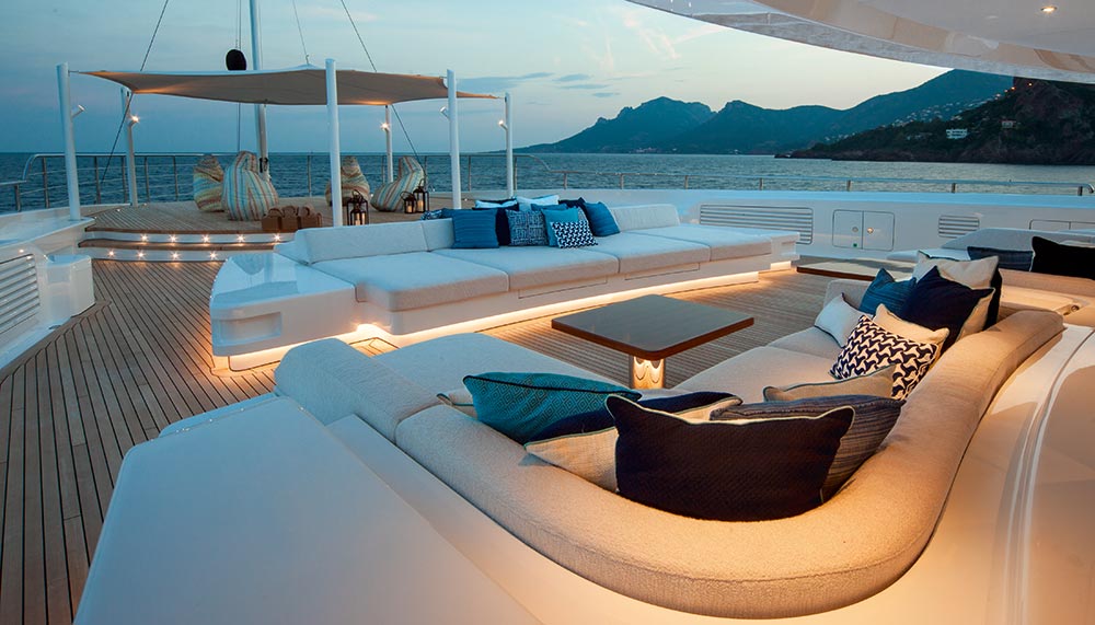 Cloud 9 yacht by CRN