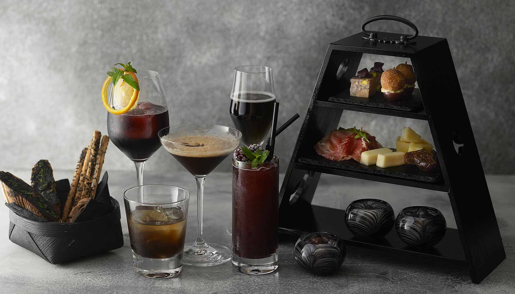 Cocktail time at Aman Tokyo