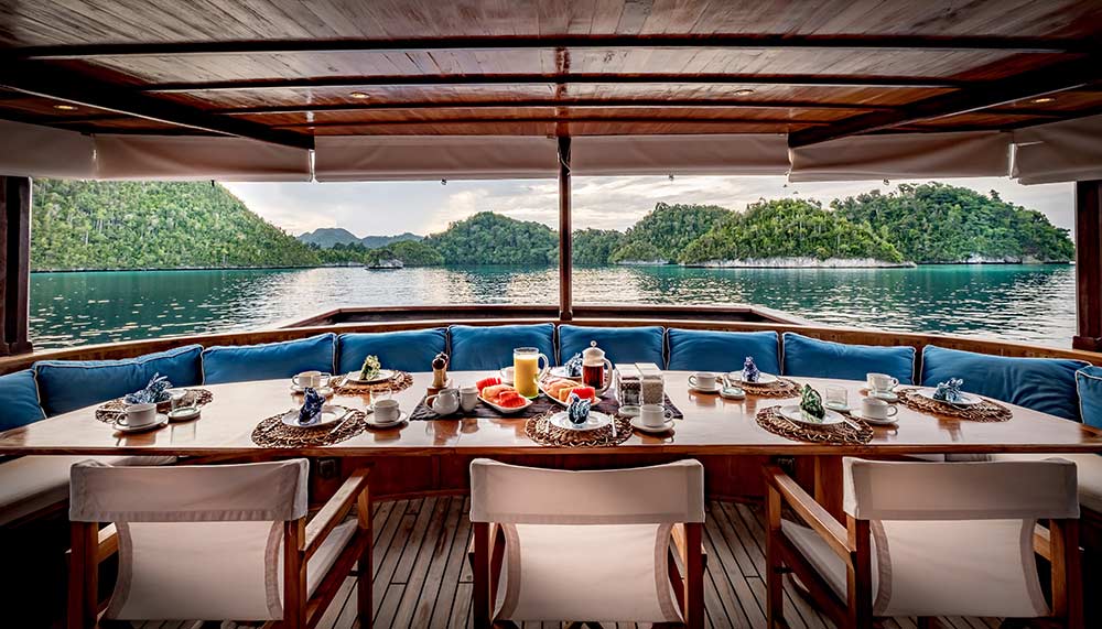 Private yacht charters in Southeast Asia, Rascal