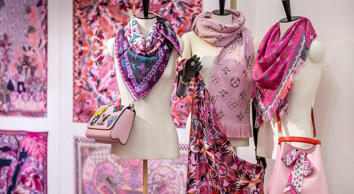 Louis Vuitton Pink/Purple Silk Spring In The City Monogram Square Scarf -  Yoogi's Closet