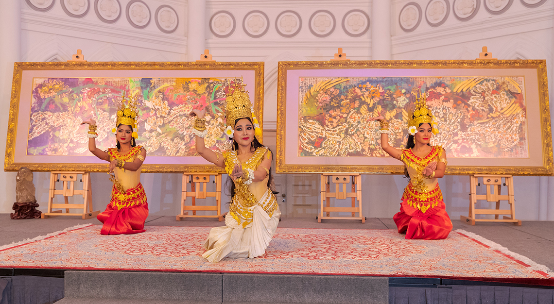 Apsara dance performance, Lotus On Water exhibition