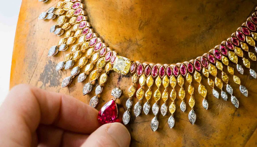 Luxury necklaces