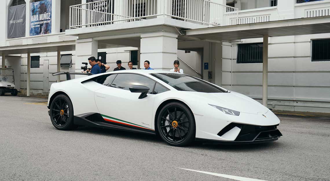 Lamborghini Huracan Performante LP640-4