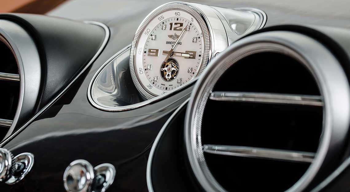 Best dashboard clocks - Bentley