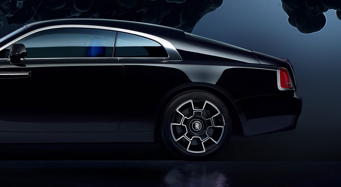 rolls-royce wraith black badge