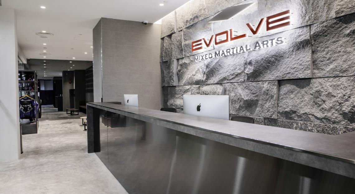 Evolve-Clarke-Quay-Central-Front-Desk