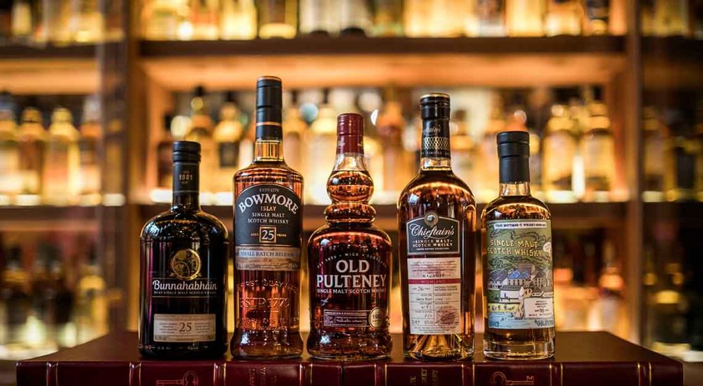 Whisky bars in Singapore: The Whiskey Library at The Vagabond Club ...