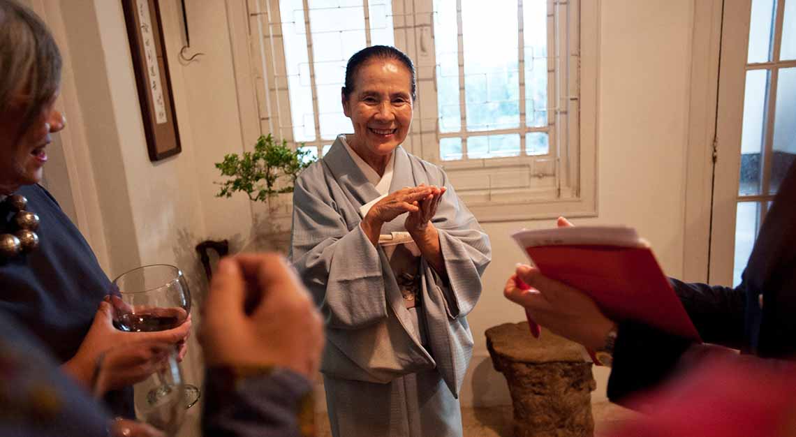 Chaji tea ceremony by Tsuruko Hanzawa