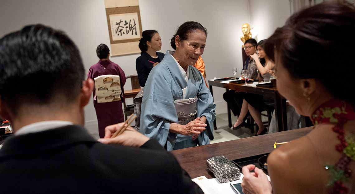 Chaji tea ceremony by Tsuruko Hanzawa