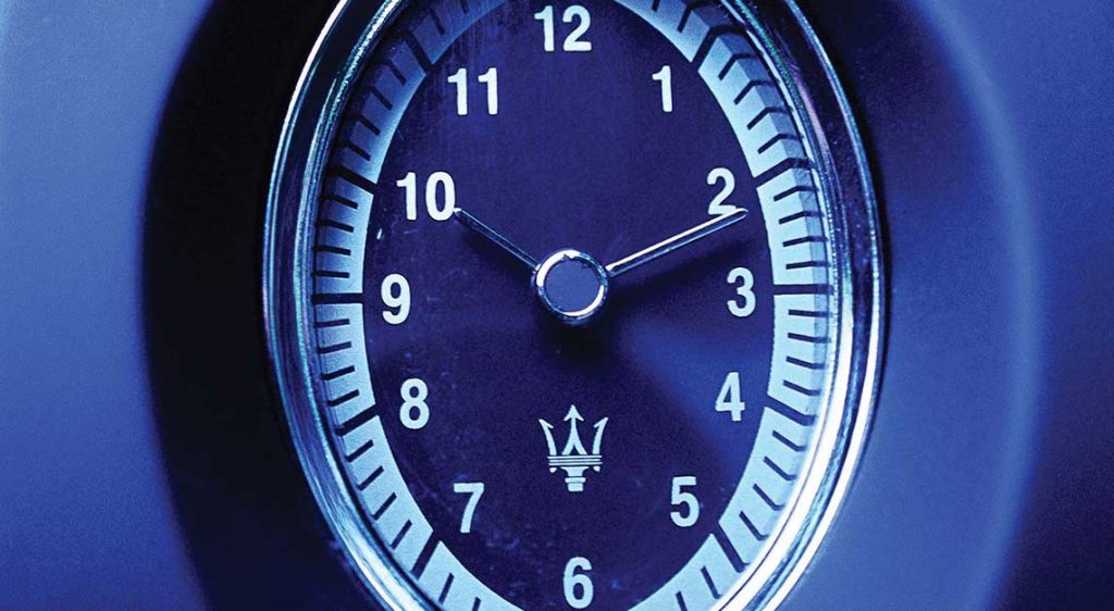 Best dashboard clocks - Maserati