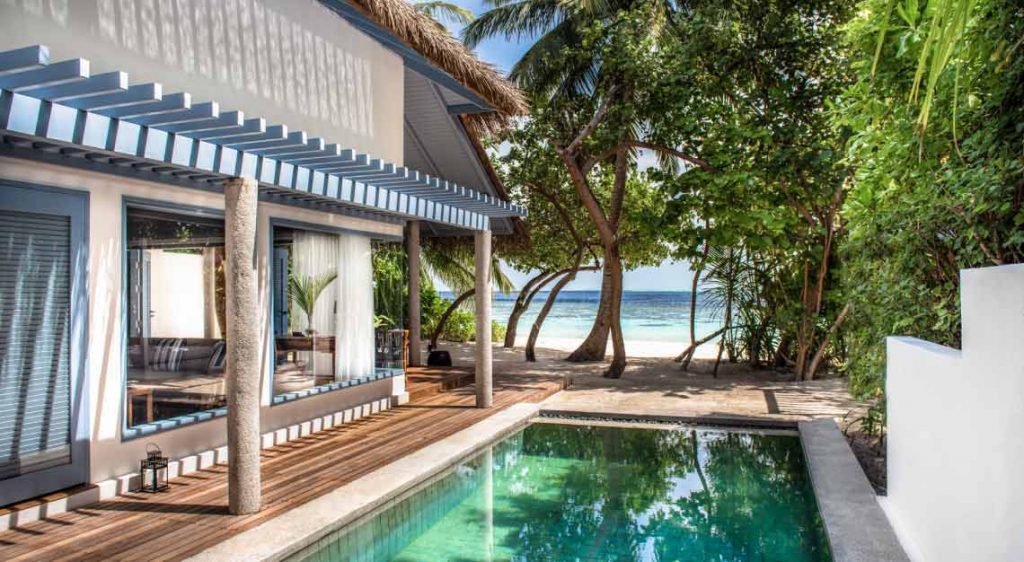 Raffles Maldives Meradhoo Beach Villa Pool