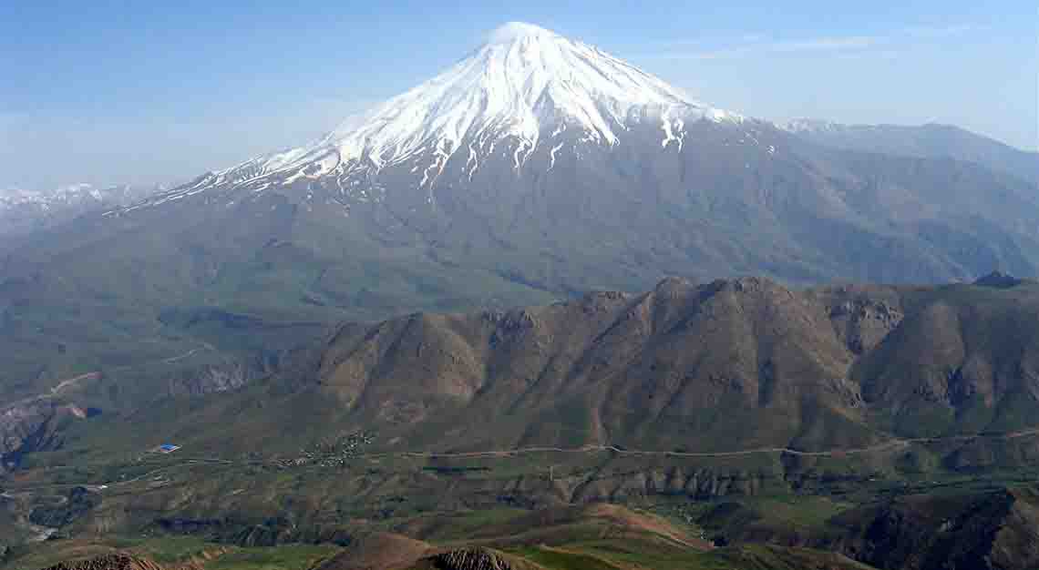 skiing in Iran