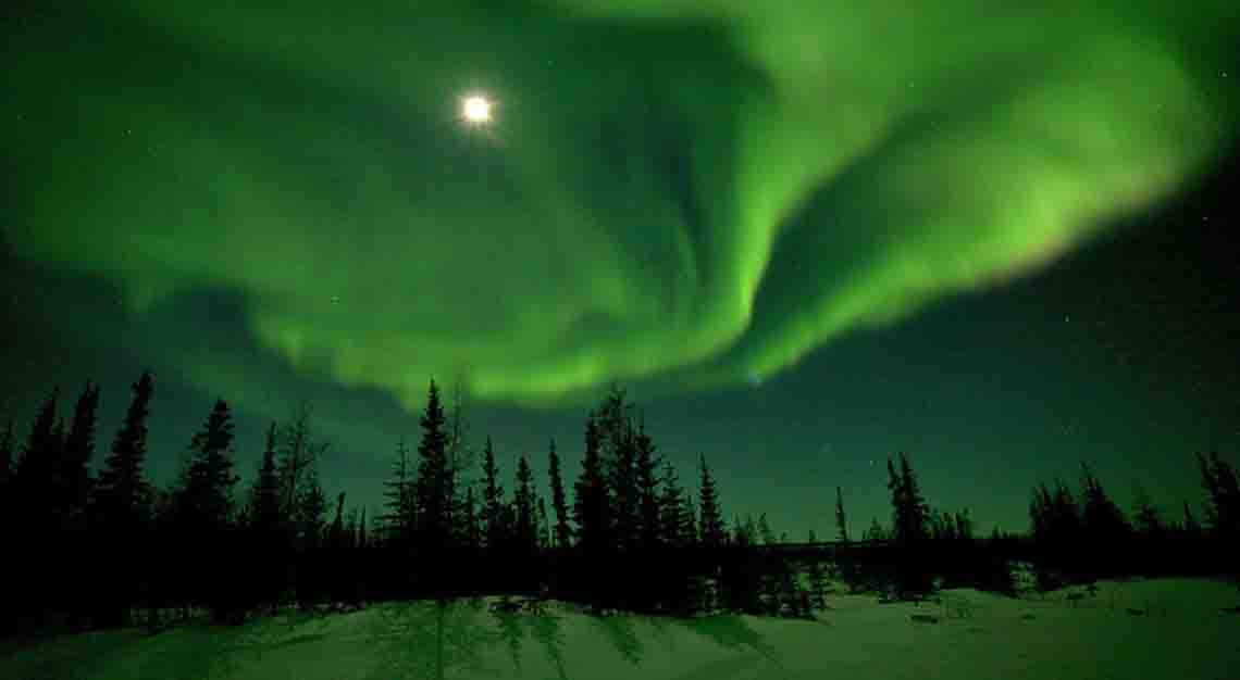 northern lights Canada