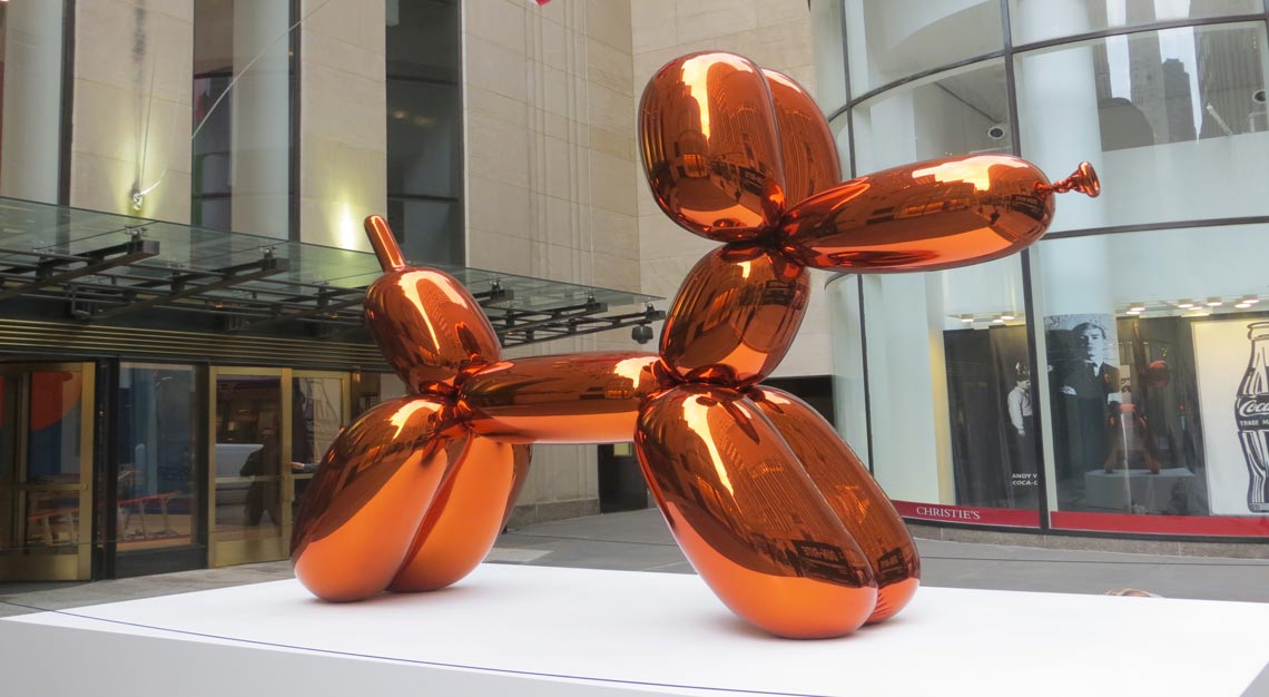 Jeff Koons' Balloon Dog Sculpture Sells for Record-Breaking $58.4 Million –  The Hollywood Reporter