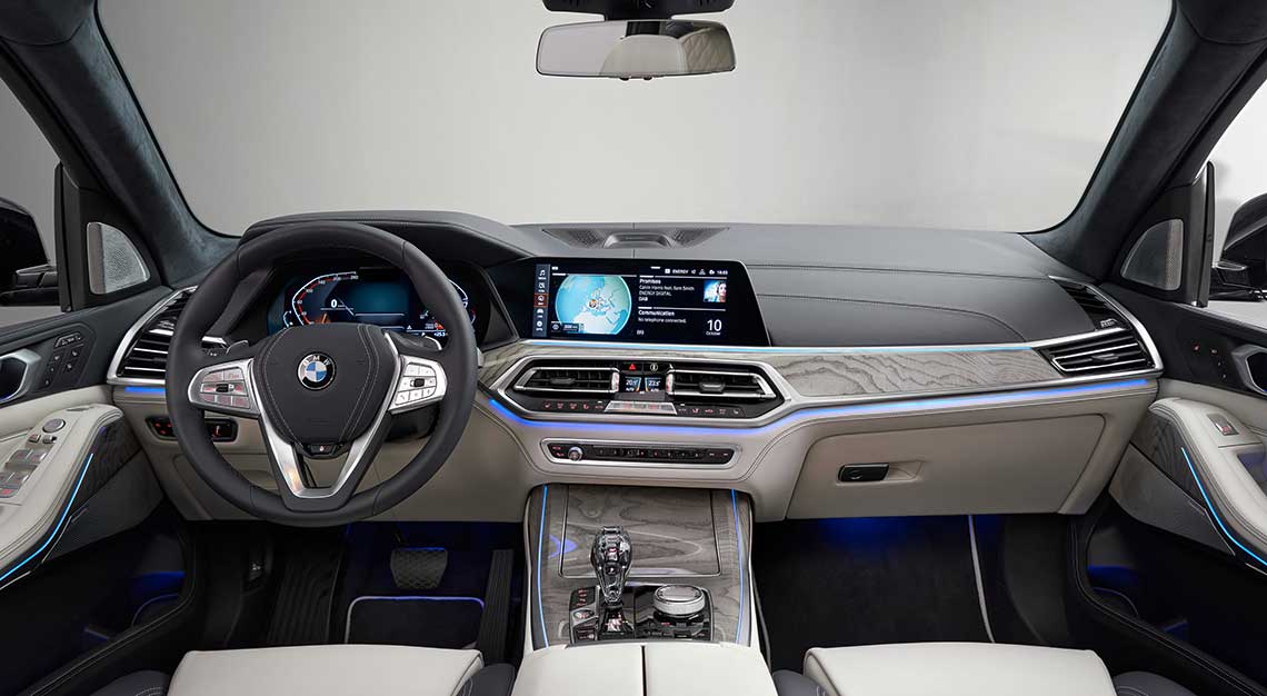 BMW X7, flash rides friday