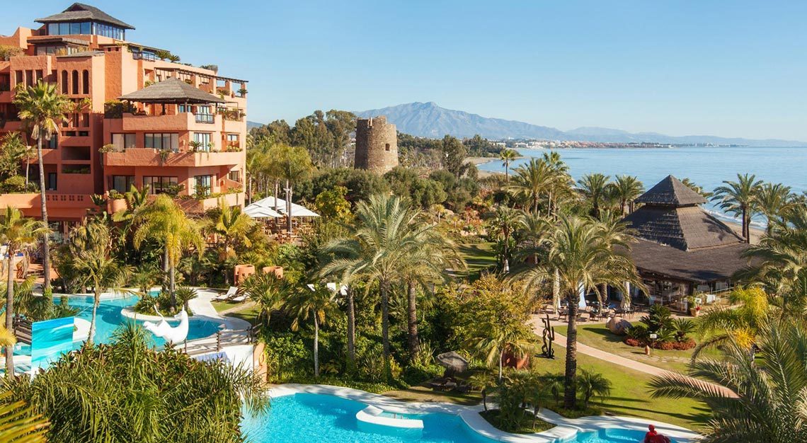 Kempinski Hotel Bahia in Marbella, world's most expensive Christmas tree
