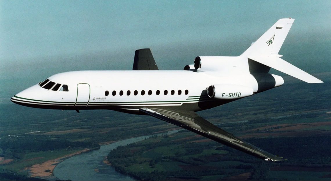 Dassault Falcon 900B