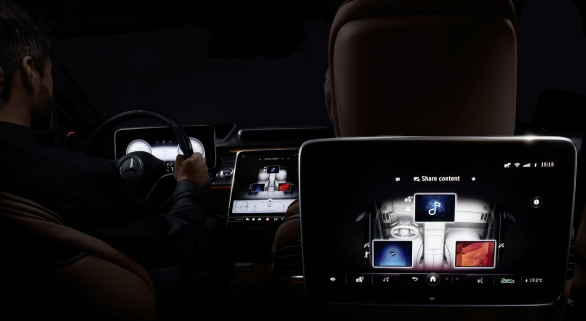 mercedes-benz mbux infotainment system