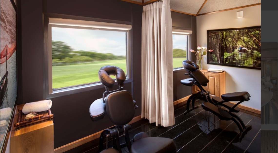 the vietage, Anantara Vietnam train