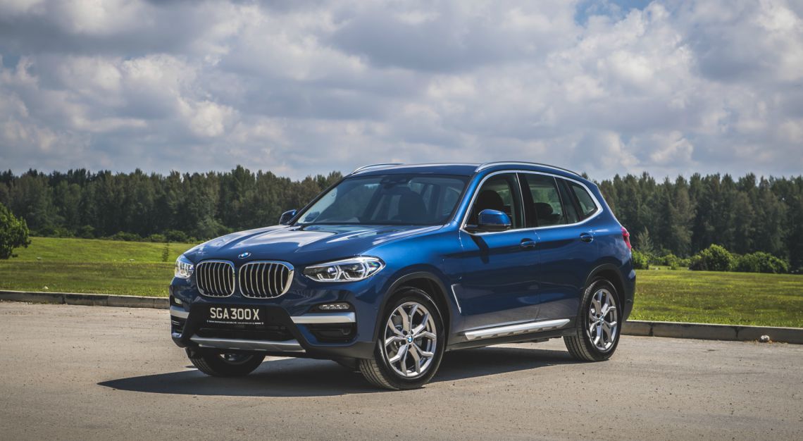 BMW X3 xDrive 30e Travel