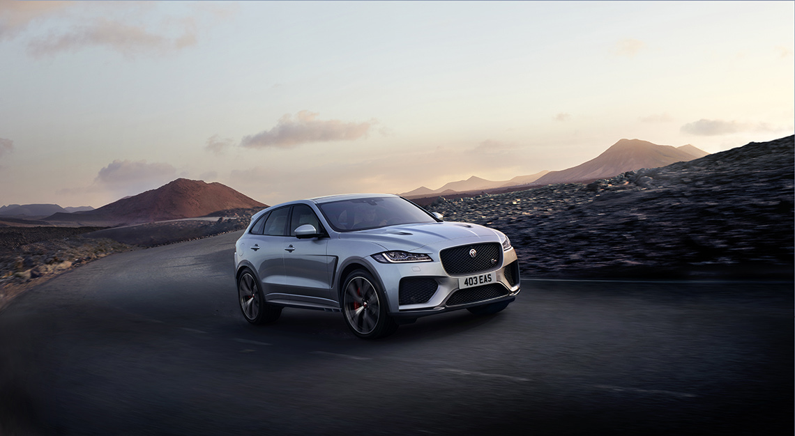 Jaguar F-Pace SVR