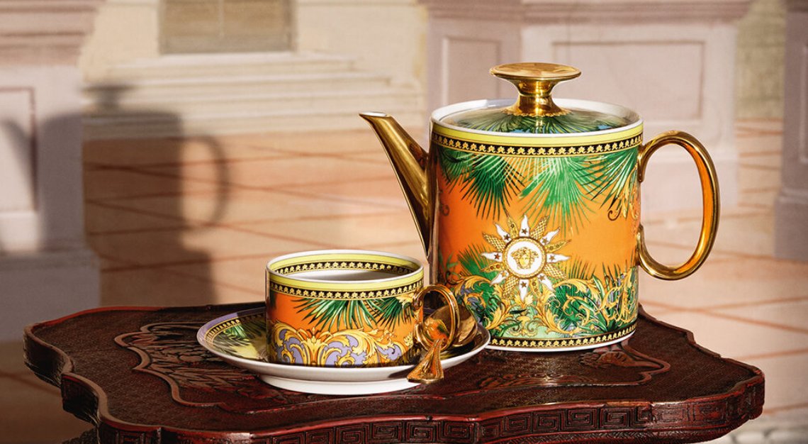 versace Jungle Animalier Teapot and mug