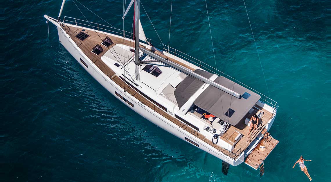 Beneteau Oceanis Yacht 54