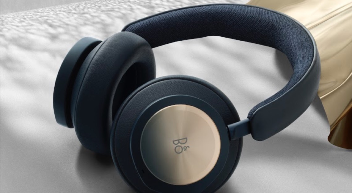 Bang & Olufsen beoplay portal wireless headphones