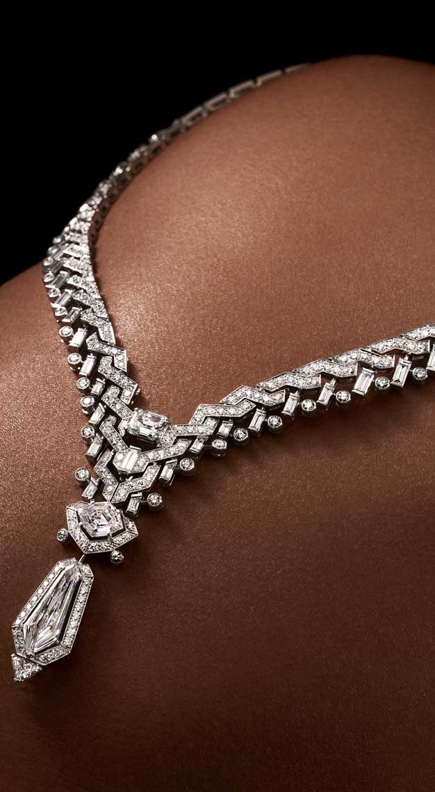 Cartier-high-jewellery-sixieme-sens-coruscant-necklace