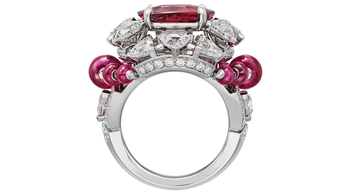 Cartier-high-jewellery-sixieme-sens-phaan-ring-side