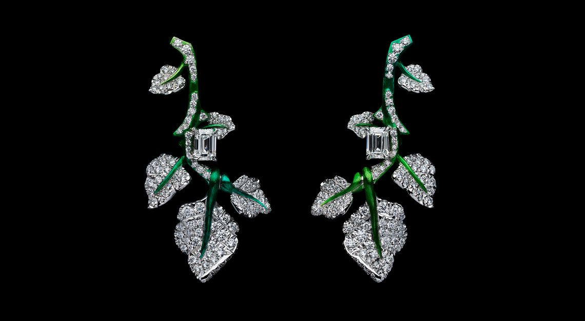 Fashion-houses-high-jewellery-dior-earrings-1